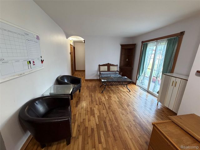 5312 Northway Drive, Flint Charter Township, MI 48473