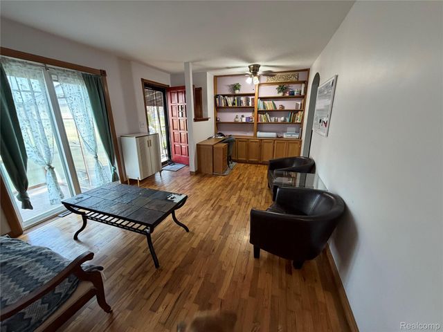 5312 Northway Drive, Flint Charter Township, MI 48473