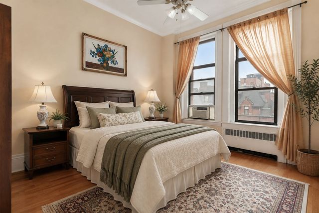 271 Dartmouth St 3L, Boston, MA 02116