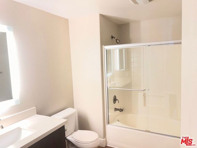 1040 Glendon Avenue 3153, Los Angeles, CA 90024