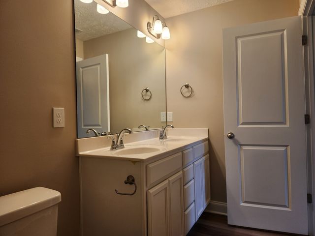 2910 Valley Farms Drive, Christiana, TN 37037