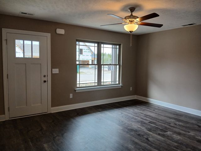 2910 Valley Farms Drive, Christiana, TN 37037