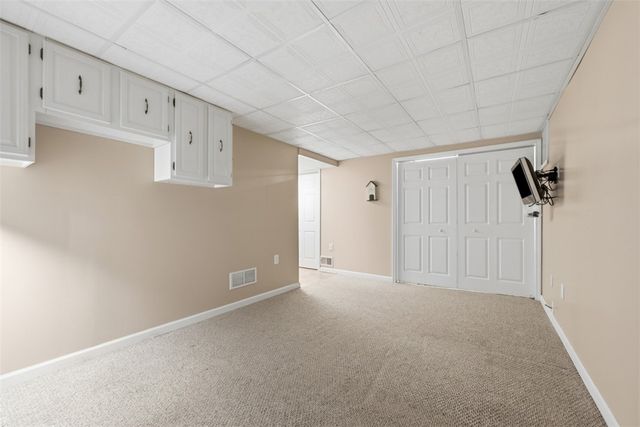 304 Rainprint Ln, Murrysville, PA 15668