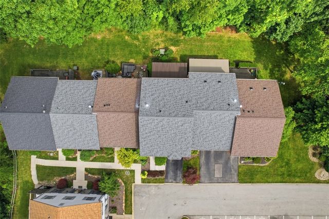 304 Rainprint Ln, Murrysville, PA 15668