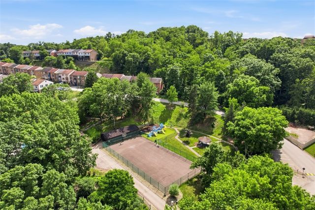 304 Rainprint Ln, Murrysville, PA 15668