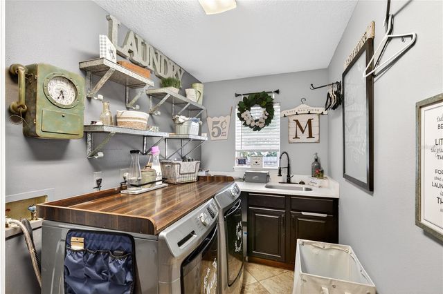 2040 PARK FOREST BOULEVARD, Mount Dora, FL 32757