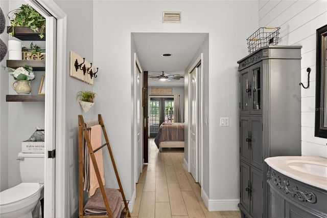 2040 PARK FOREST BOULEVARD, Mount Dora, FL 32757