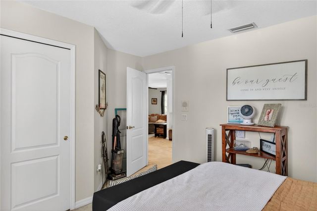 2040 PARK FOREST BOULEVARD, Mount Dora, FL 32757