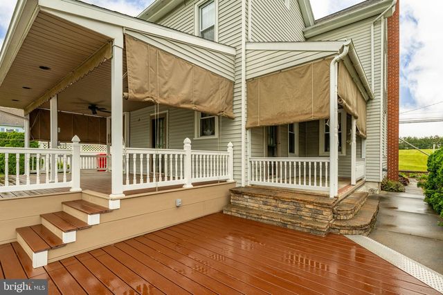 852 FRITZTOWN RD, Reading, PA 19608
