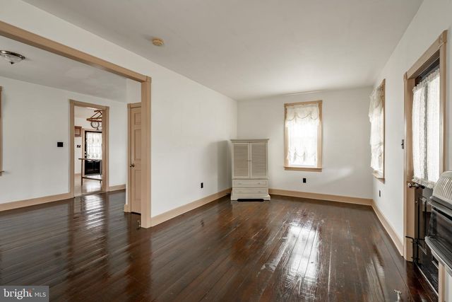 852 FRITZTOWN RD, Reading, PA 19608