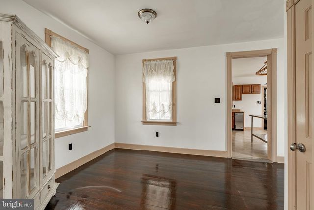 852 FRITZTOWN RD, Reading, PA 19608