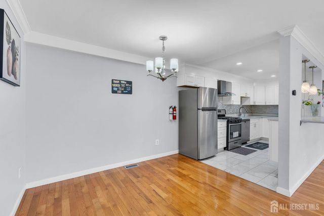 189 Bexley Lane, Piscataway, NJ 08854