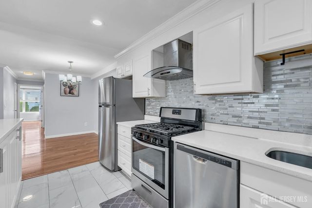 189 Bexley Lane, Piscataway, NJ 08854