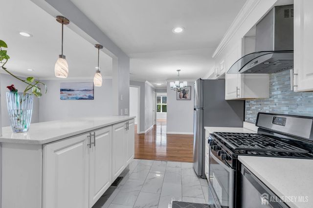 189 Bexley Lane, Piscataway, NJ 08854