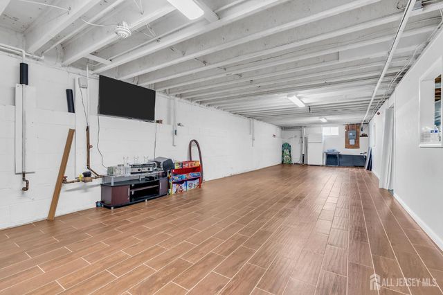 189 Bexley Lane, Piscataway, NJ 08854