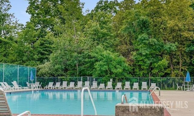 189 Bexley Lane, Piscataway, NJ 08854