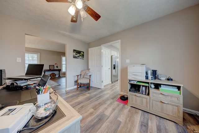 2616 Glenn Avenue, Evansville, IN 47711