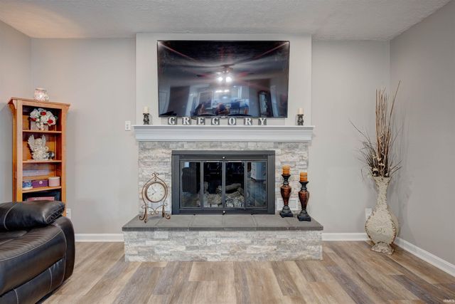 2616 Glenn Avenue, Evansville, IN 47711