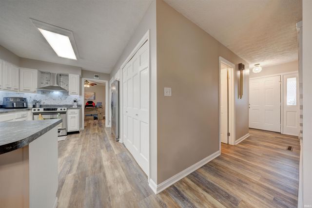 2616 Glenn Avenue, Evansville, IN 47711