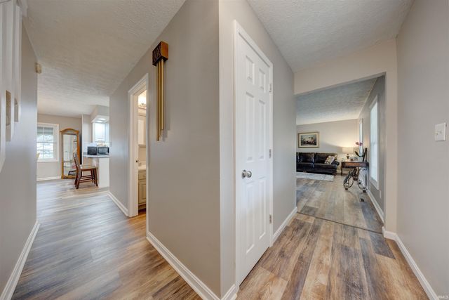 2616 Glenn Avenue, Evansville, IN 47711