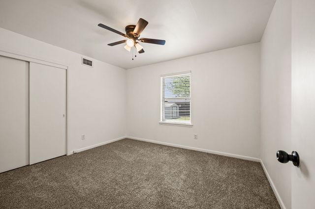 2805 Yates Street, Fort Worth, TX 76133