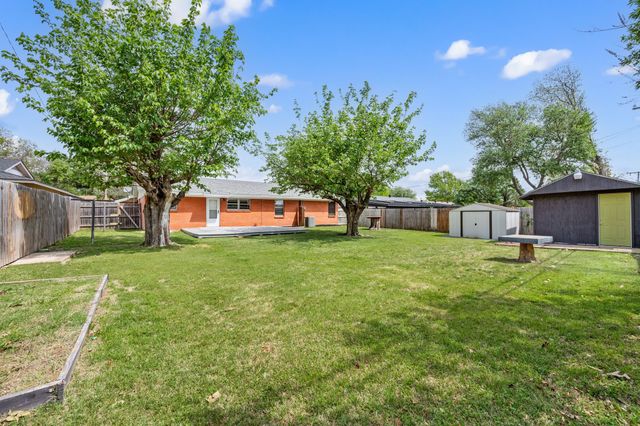 2805 Yates Street, Fort Worth, TX 76133