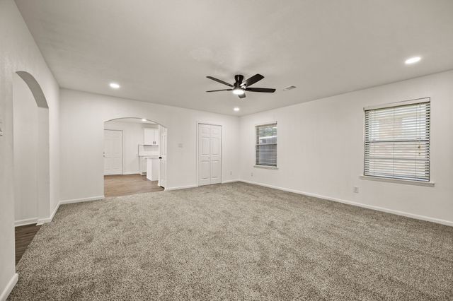 2805 Yates Street, Fort Worth, TX 76133