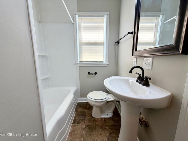 4830 S 4th St, Louisville, KY 40214