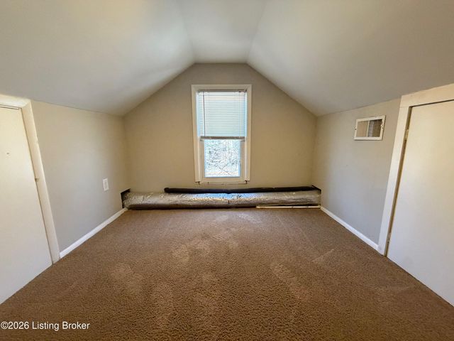 4830 S 4th St, Louisville, KY 40214