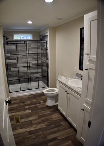 416 River St, Hartsville, TN 37074