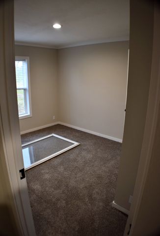 416 River St, Hartsville, TN 37074