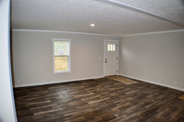 416 River St, Hartsville, TN 37074