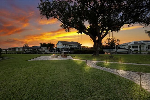 806 NANCY GAMBLE LANE, Ellenton, FL 34222