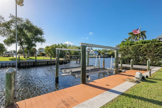 806 NANCY GAMBLE LANE, Ellenton, FL 34222