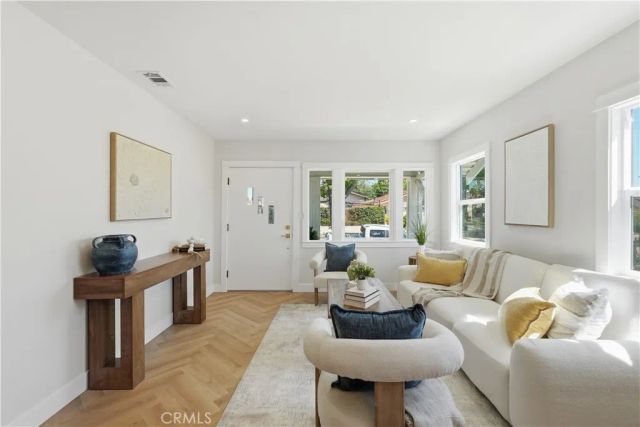 101 S Melrose, Placentia, CA 92870