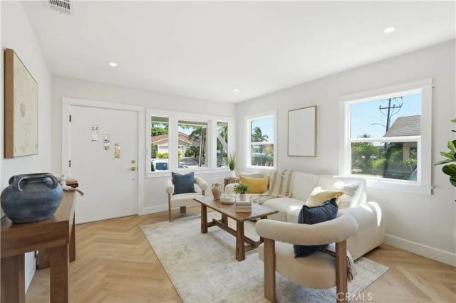 101 S Melrose, Placentia, CA 92870