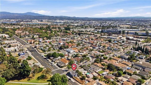 101 S Melrose, Placentia, CA 92870