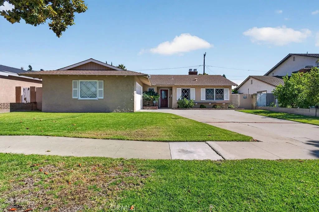 2310 E Monroe, Orange, CA 92867