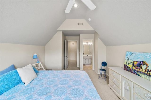 708 NE Lake Pointe Drive, Lee's Summit, MO 64064