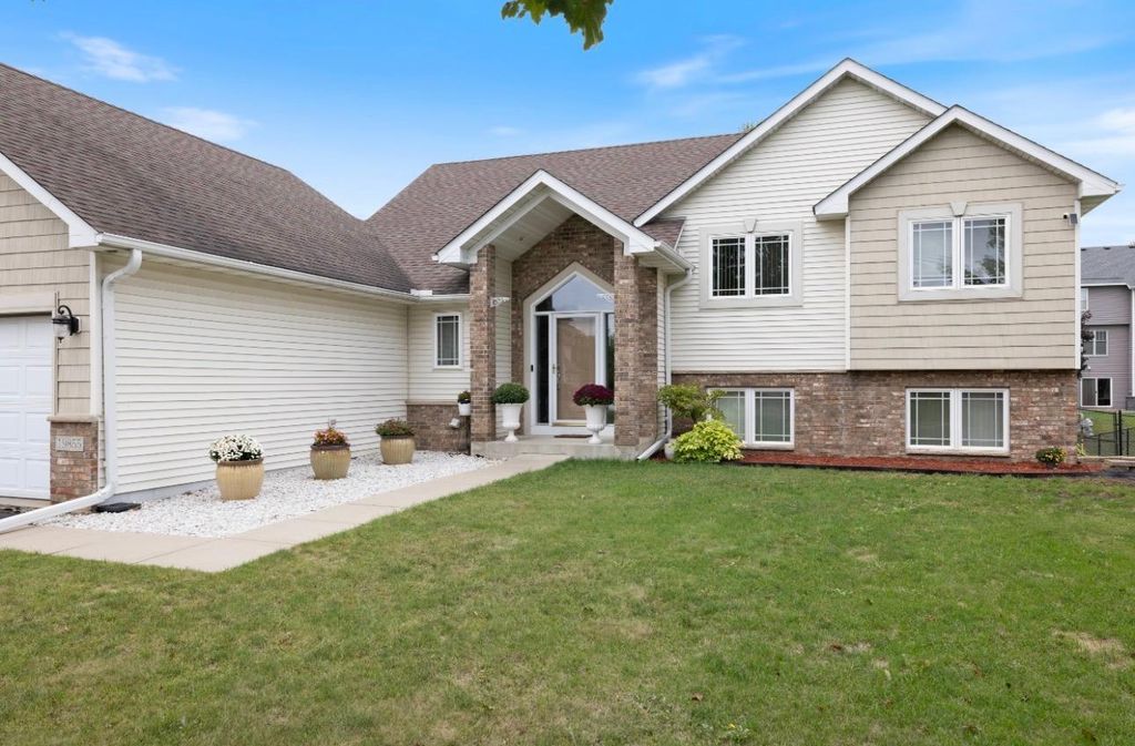 19855 Burlington Path, Farmington, MN 55024 — photo 2