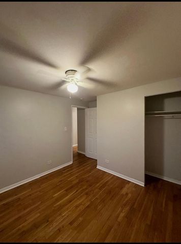 13313 S Eberhart Avenue, Chicago, IL 60827