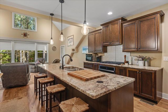 316 Compass Drive, Jasper, TN 37347