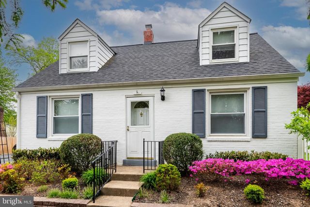 402 OLD EAGLE SCHOOL RD, Wayne, PA 19087