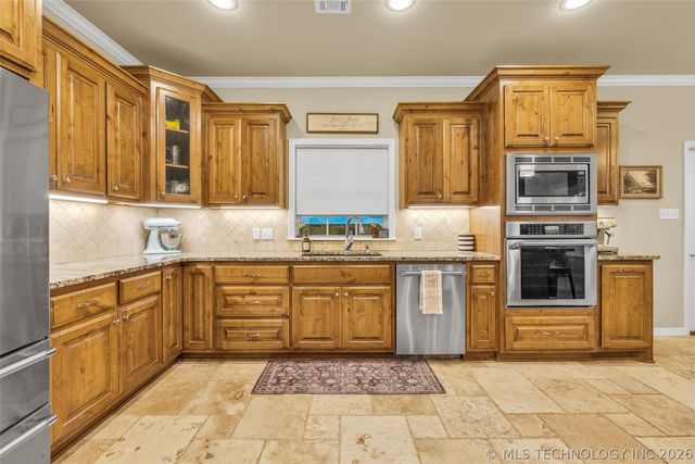 4061 E 496 Road, Pryor, OK 74361