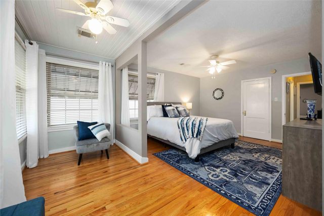 2104 Winbern Street, Houston, TX 77004