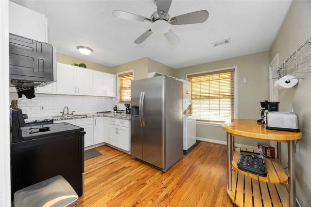 2104 Winbern Street, Houston, TX 77004