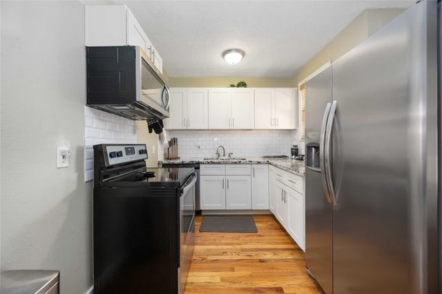 2104 Winbern Street, Houston, TX 77004