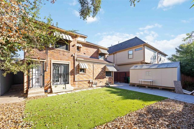 2104 Winbern Street, Houston, TX 77004