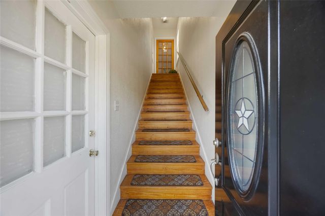 2104 Winbern Street, Houston, TX 77004