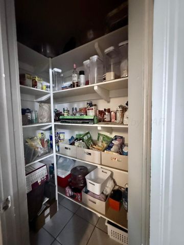 5496 W ROAD R, Dumas, TX 79029